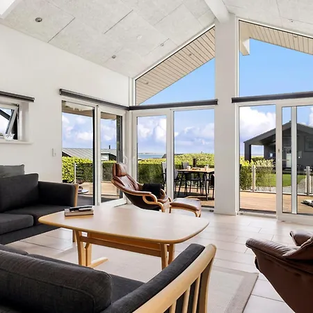 Amazing In With Sauna *